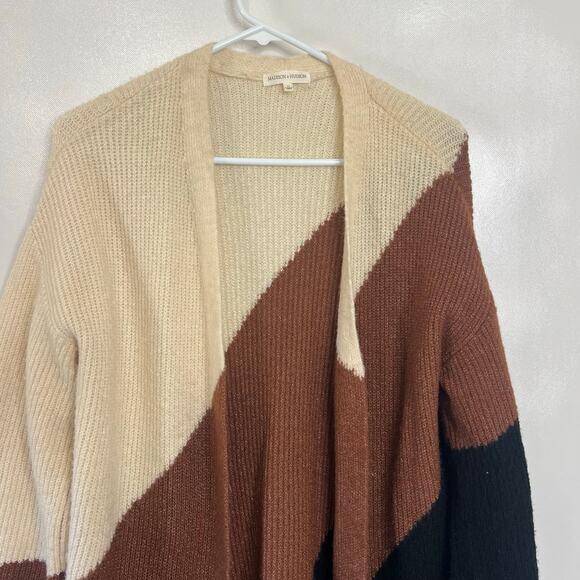 Madison + Hudson Women's Sz M Long Sleeve Color Block Cardigan Warm Cozy - Picture 3 of 8